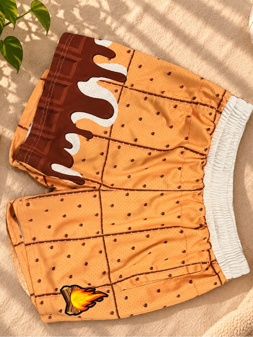 Men's small campfire baseball lifestyle shorts